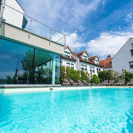 Hotel Nationalpark Illmitz Bagian luar foto